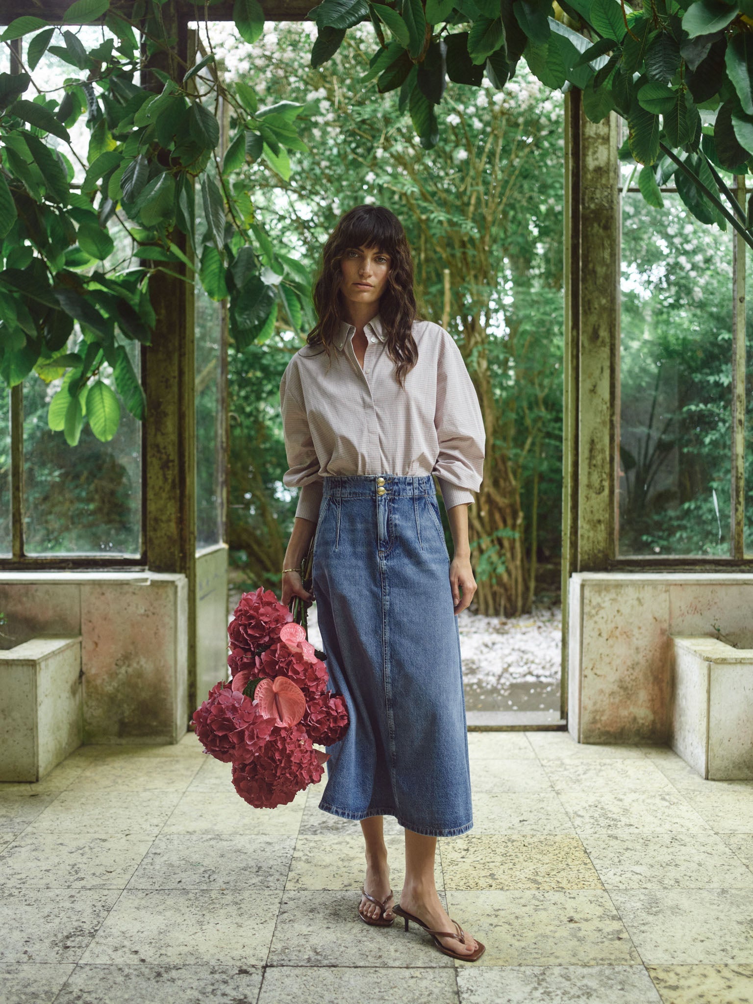 Modelshot / Mid Blue / Detail